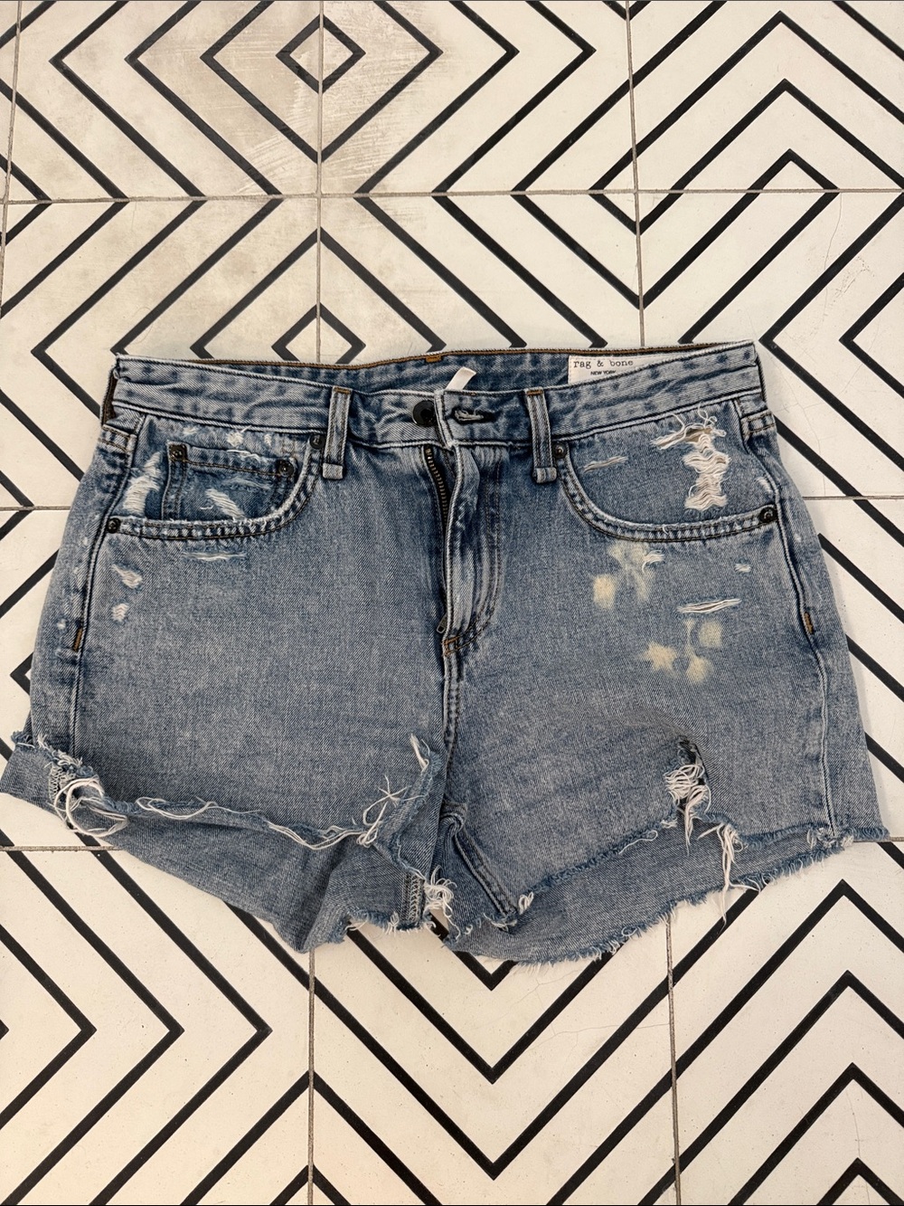 rag & bone Dre Low Rise Short Distressed Light Blue Denim